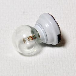 Pallolamppu, valkoinen runko, LED